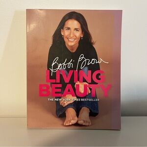 Book - Bobbi Brown Living Beauty